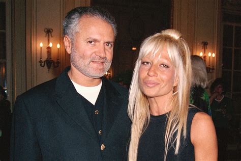 cristina ragazzi versace|gianni versace sister donatella.